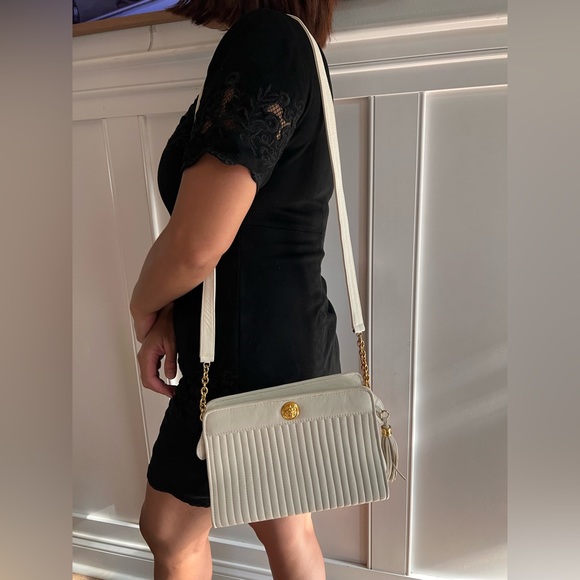 Anne Klein For Calderon Vintage Leather Shoulder Bag - Picture 13 of 13